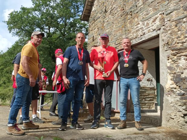 Sylvain Aubert champion de Bretagne de Parcours de chasse 95/100, le BTCHB Val d’Izé deuxième par équipe!!!